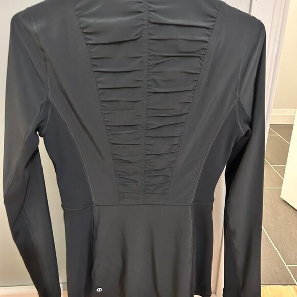 Lululemon Define Jacket - Picture 3 of 3